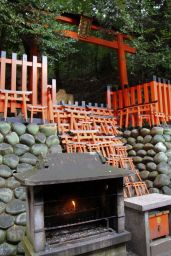 fushimi-inari-taisha-shrine-21